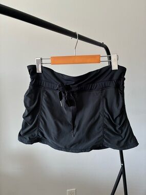 Lululemon - Black Athletic Skirt